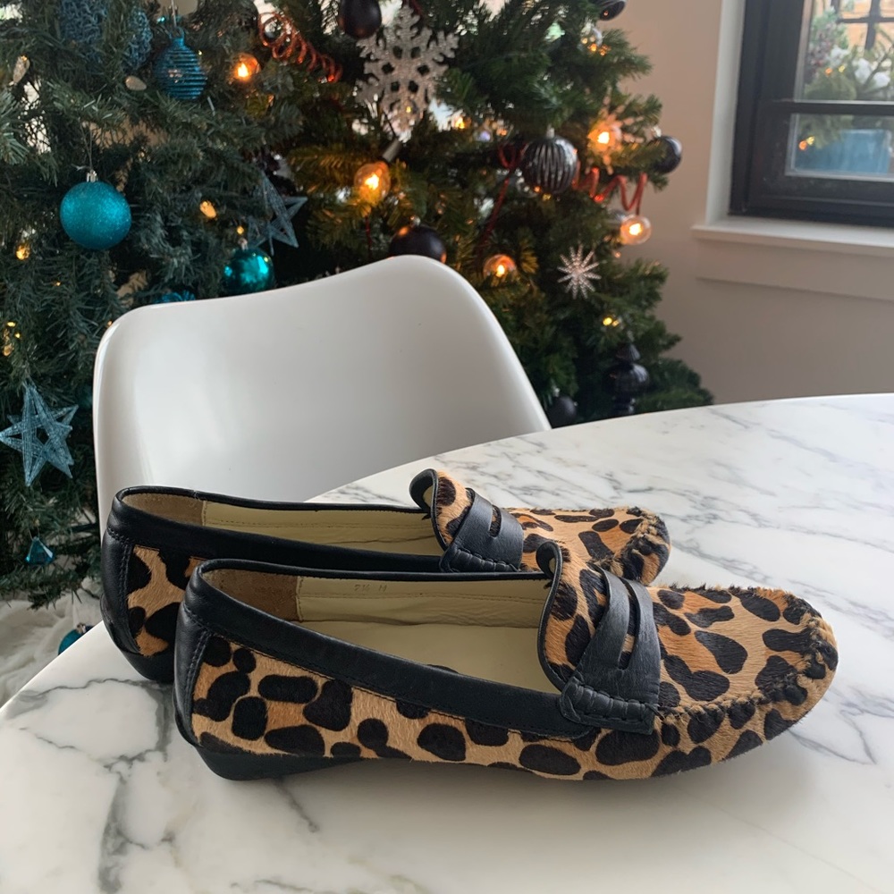 Van Eli cheetah animal print women’s loafers